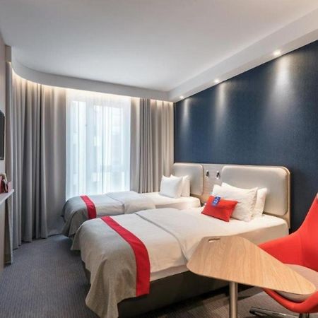 Holiday Inn Express - Kaiserslautern By Ihg Zewnętrze zdjęcie
