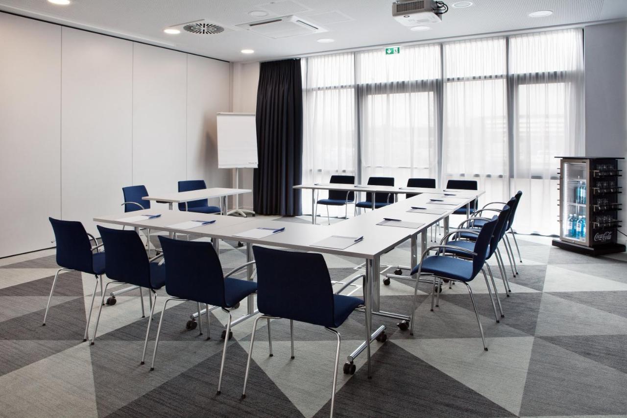 Holiday Inn Express - Kaiserslautern By Ihg Zewnętrze zdjęcie